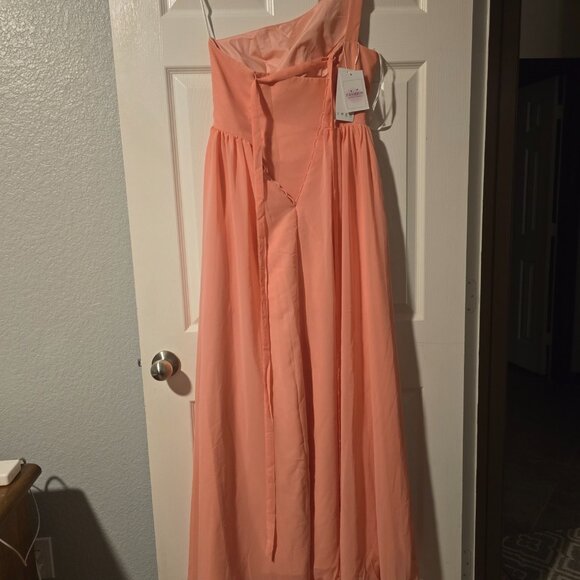Coral bridesmaid dress size 4 - Picture 2 of 2